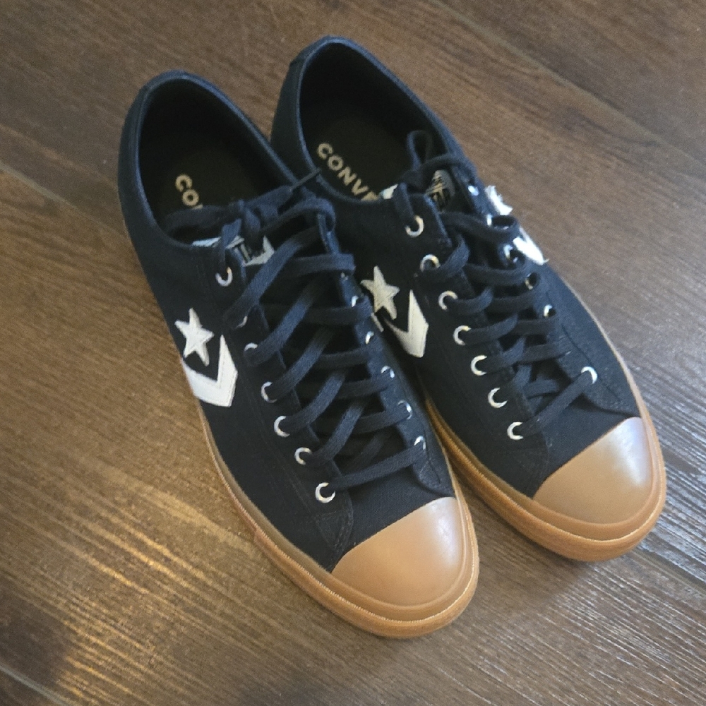 Converse Black and Brown High-Top Sneakers with Classic Design Star Player 76